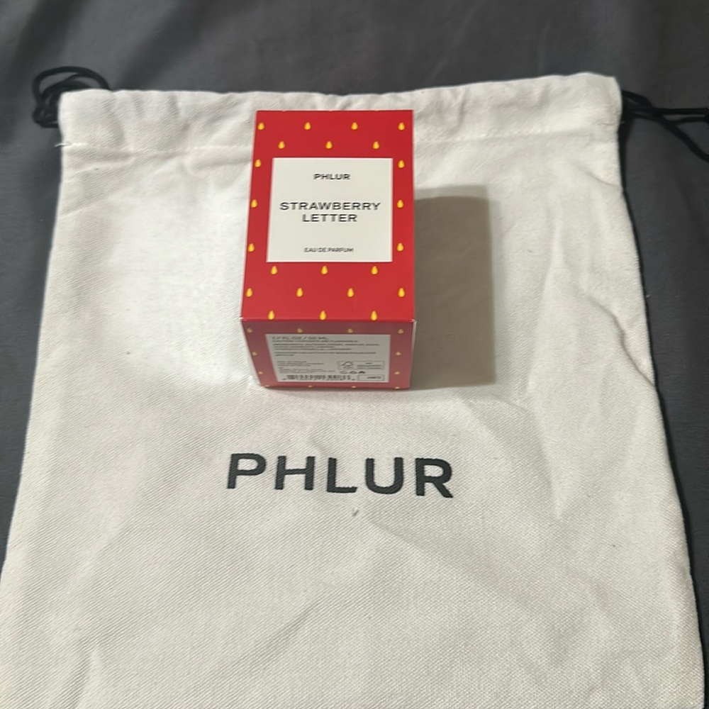 Phlur strawberry letter